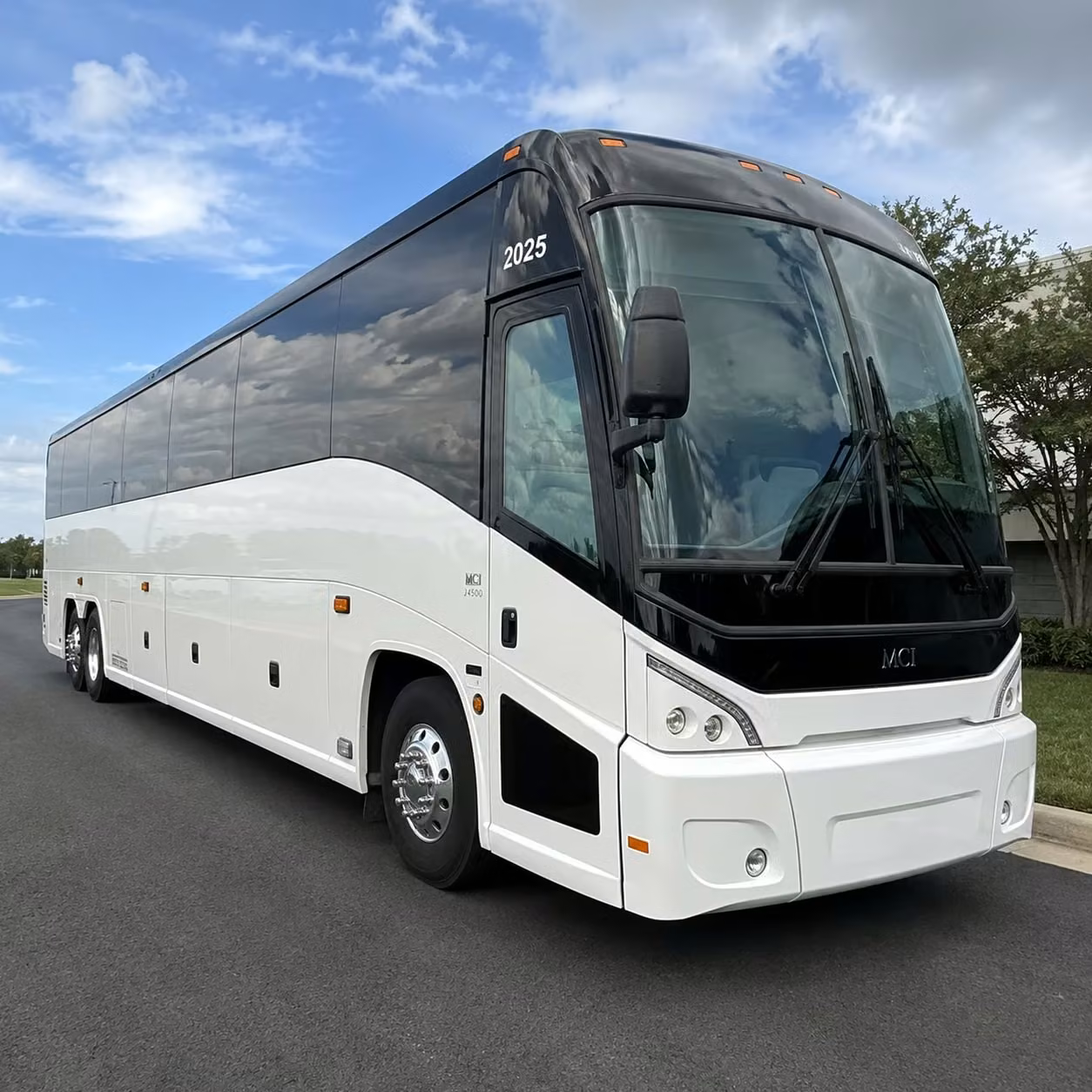 accessible church bus rentals for dayton congregations
