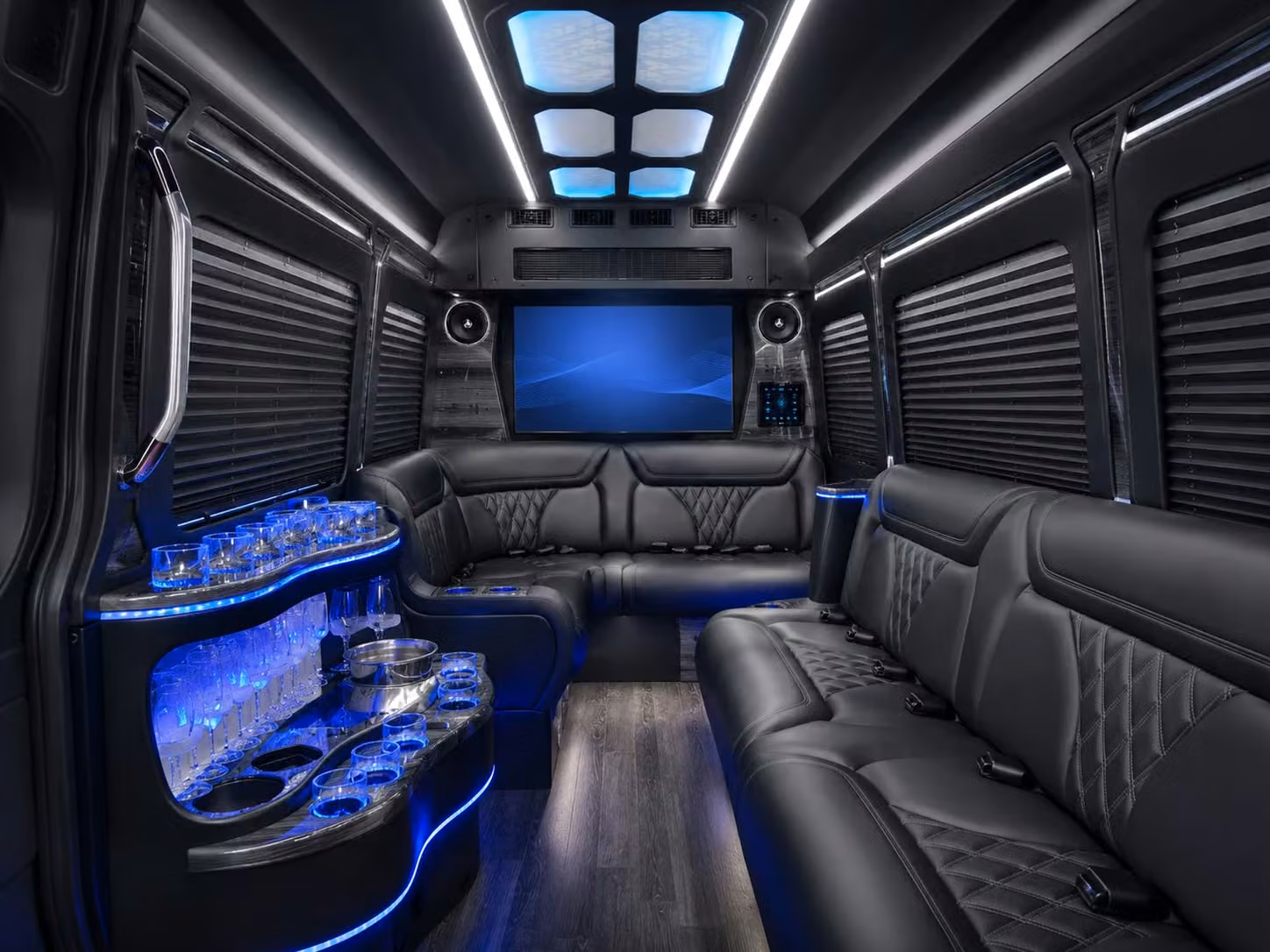 airport transfers and executive shuttle bus rentals at dayton international airport