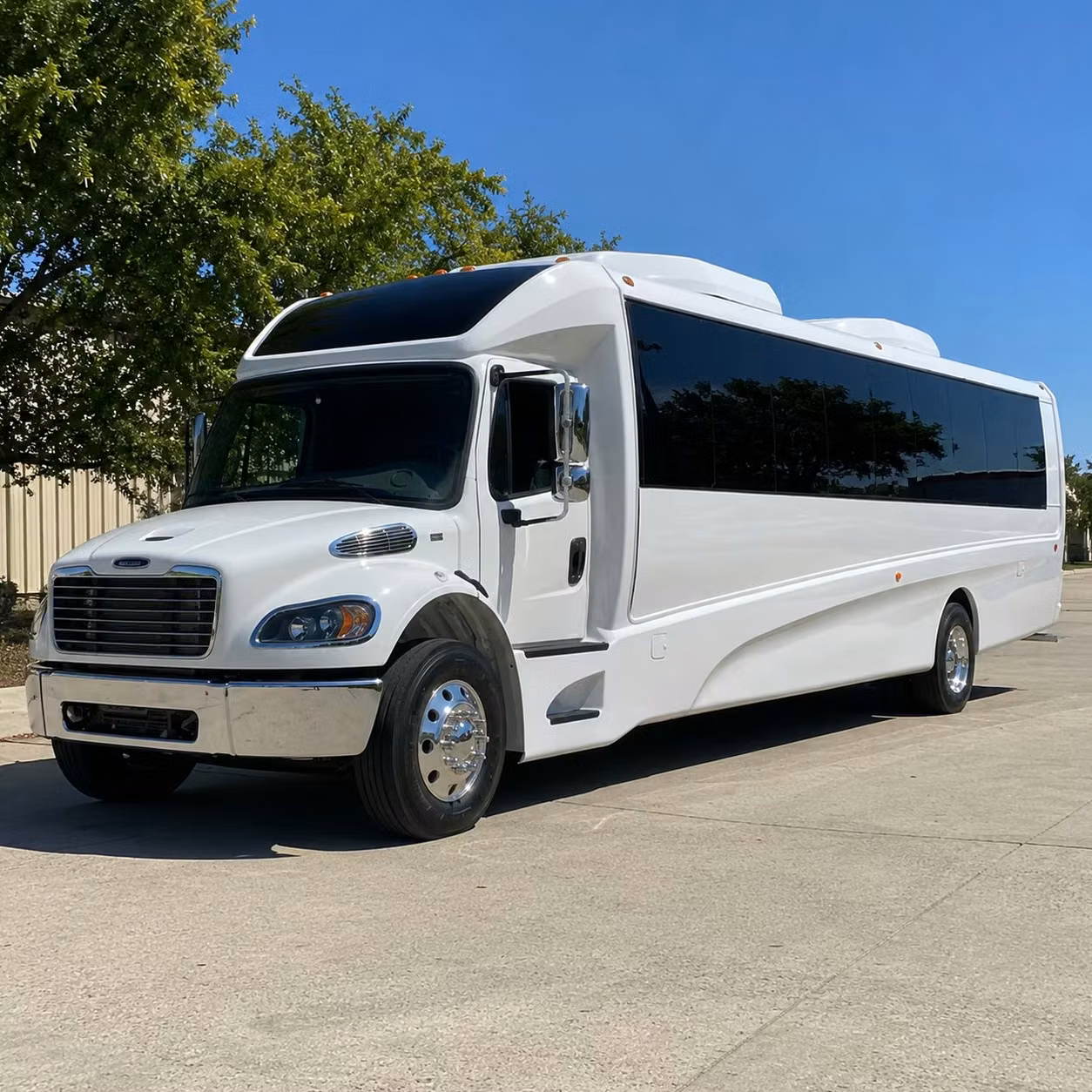 corporate event bus rentals in dayton