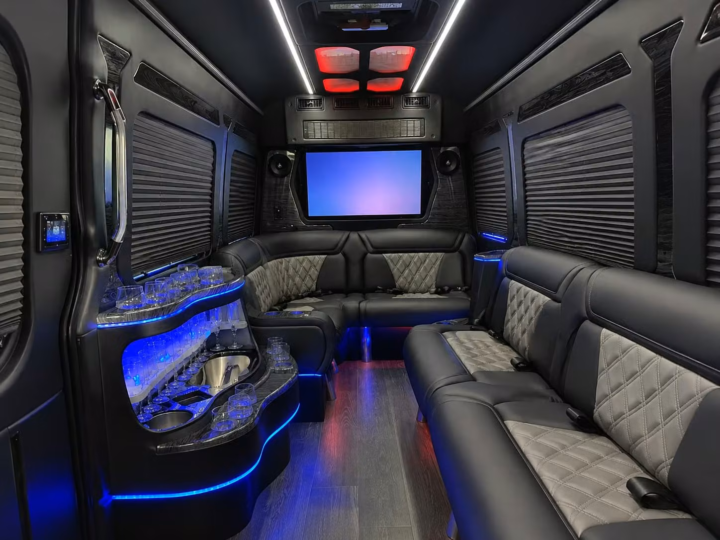 finding the right bus for dayton youth group and homeschool co op field trips