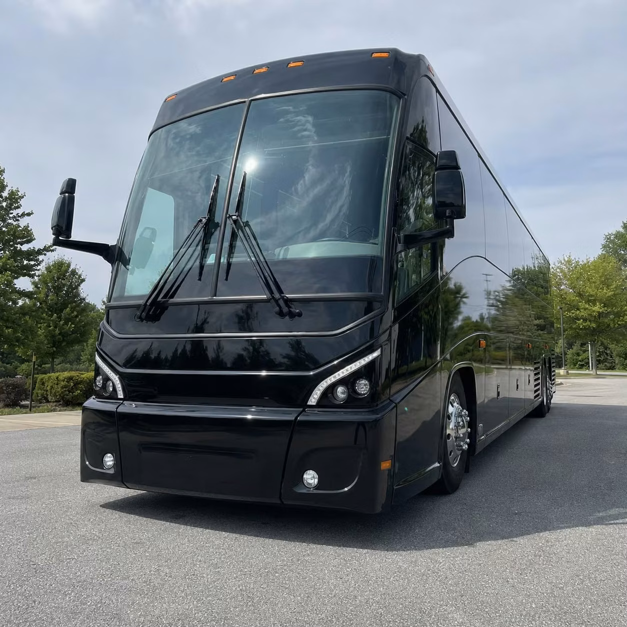 shuttle your dayton workforce between facilities and remote parking lots without the headaches