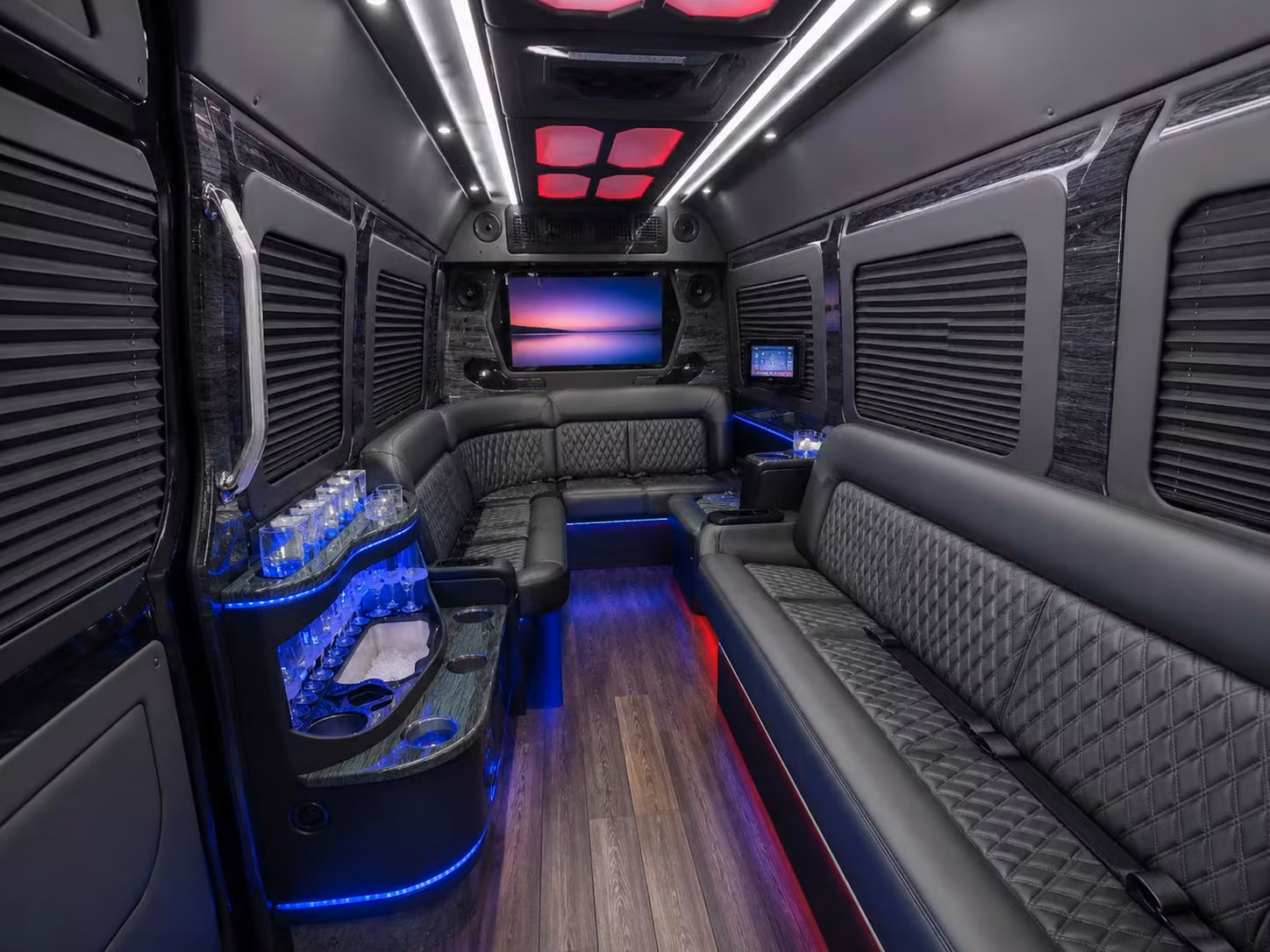whatever your industry daytoncharterbus com finds the right employee shuttle for your dayton operation